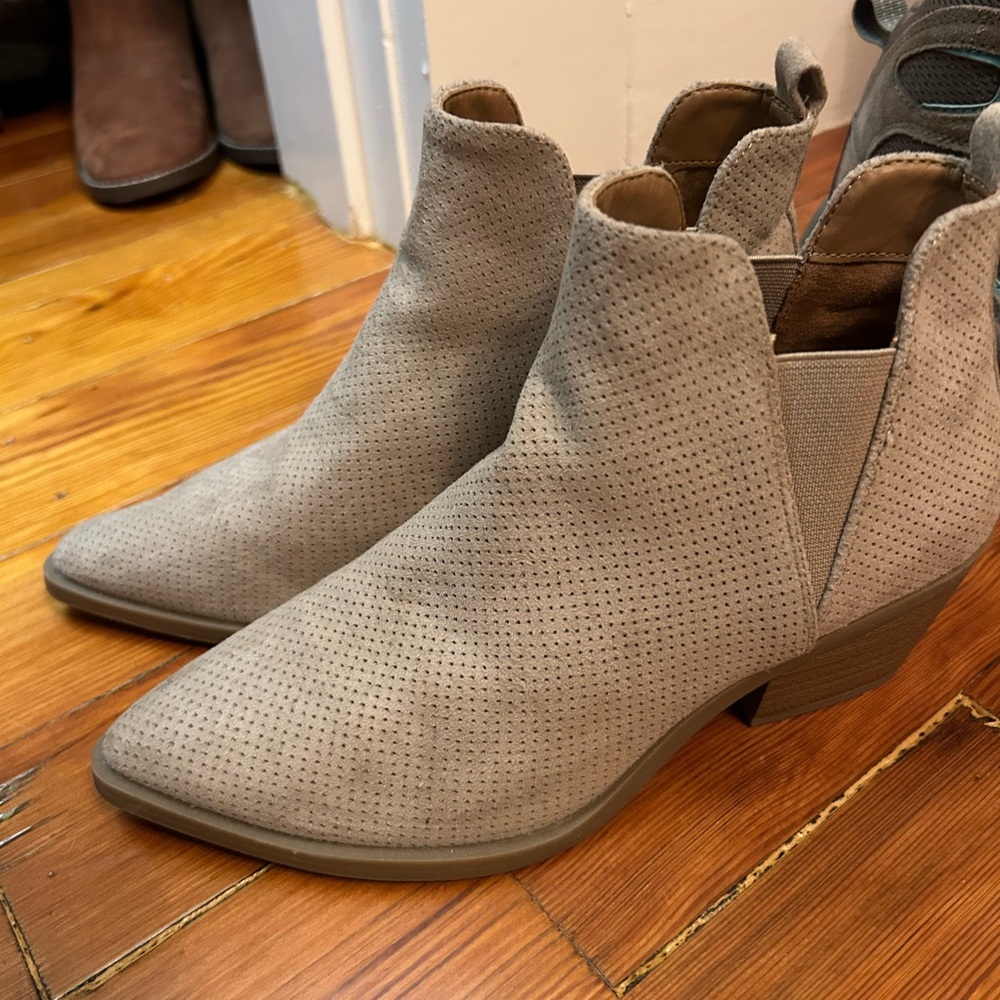 Suede pointed toe booties